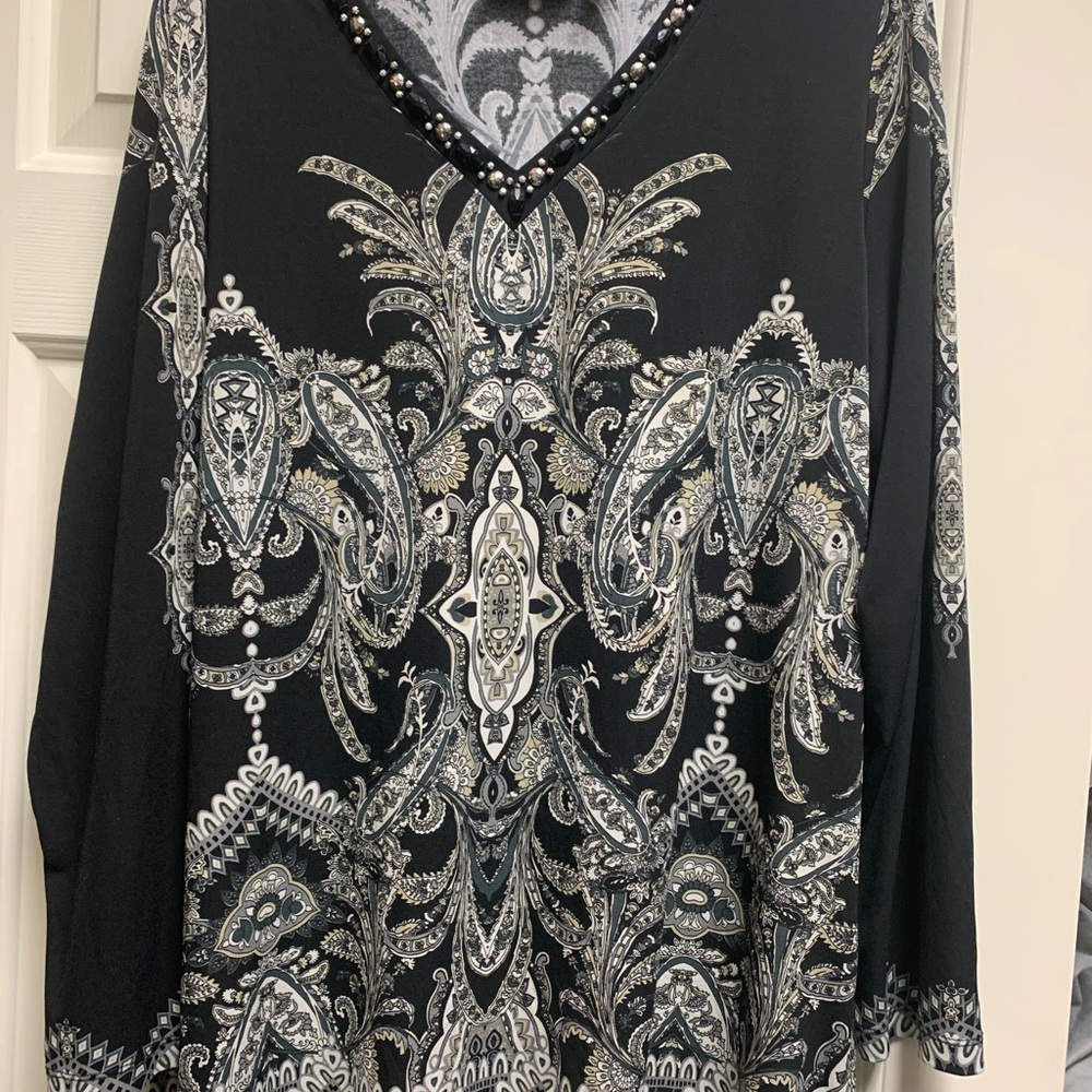Vintage Black/White/Tan Long Sleeve Blouse